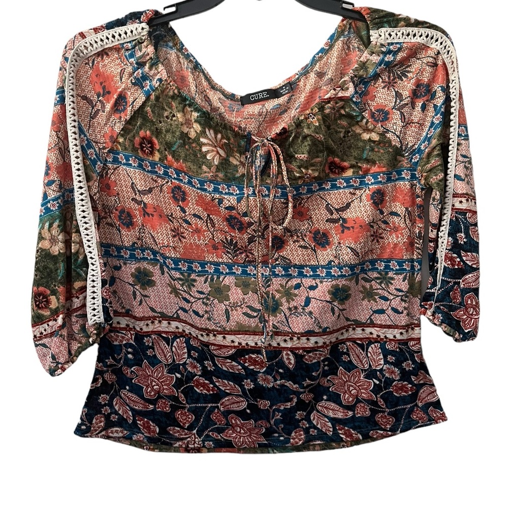 Cure Blouse Size M - Picture 1 of 3